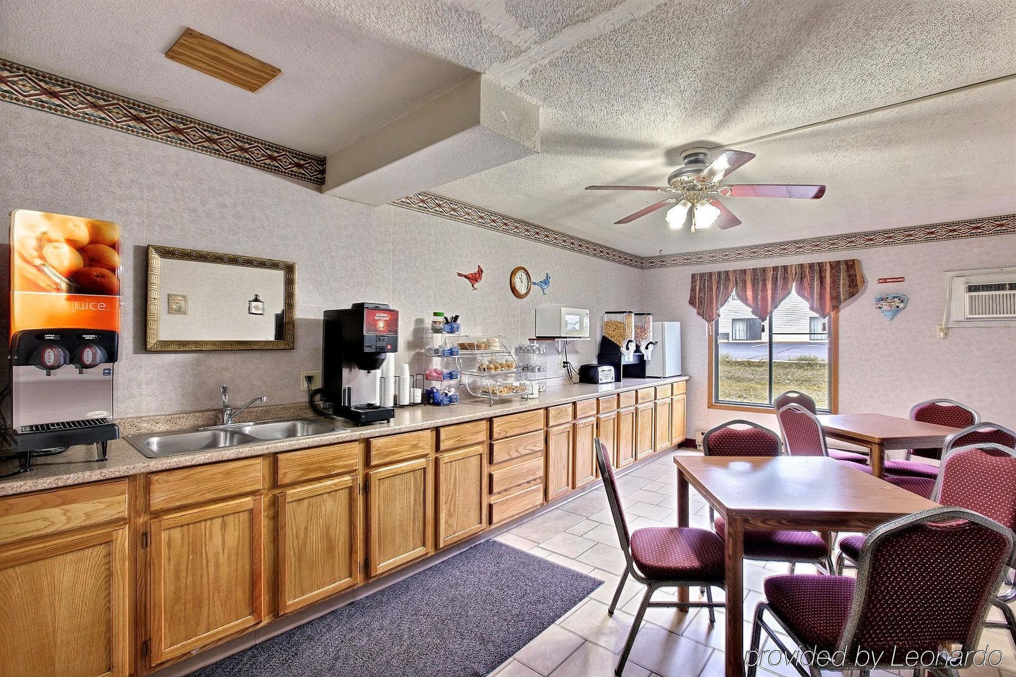 Fergus Inn Fergus Falls Restaurant photo